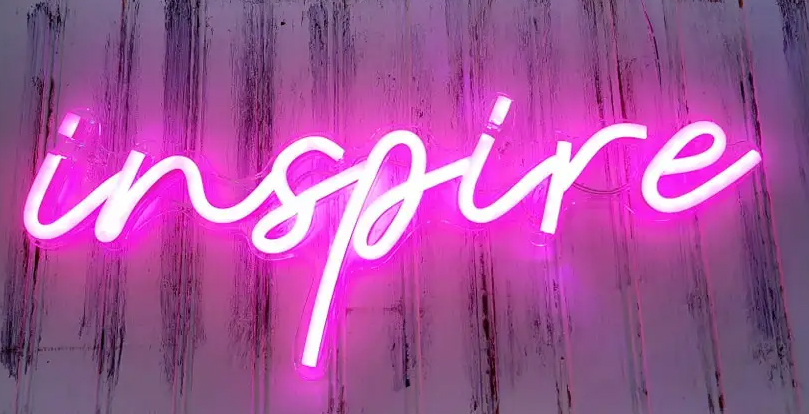 INSPIRE - svítící LED nápis na zeď neonový visací