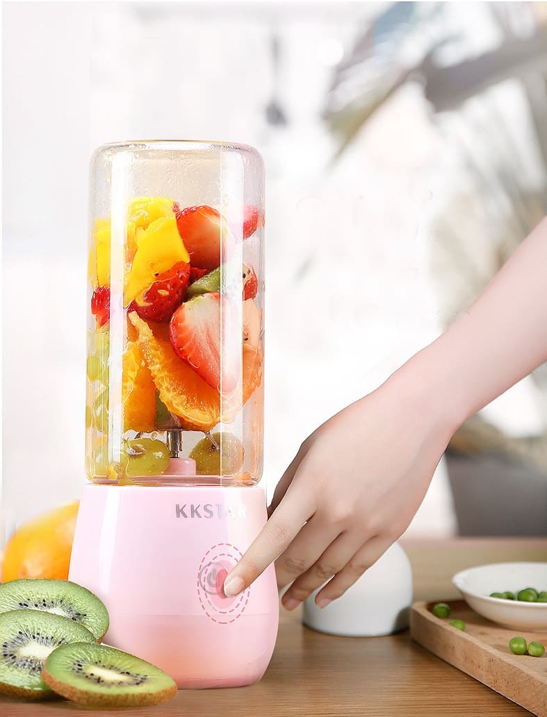 mixer na cesty cestovní maly mini přenosný usb smoothie