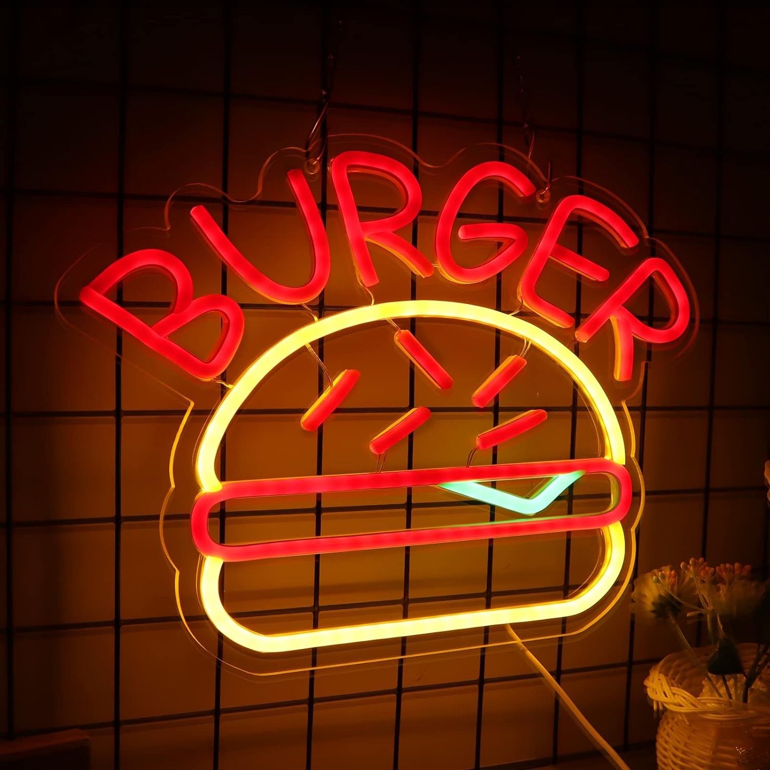 svítící napis na zeď - burger